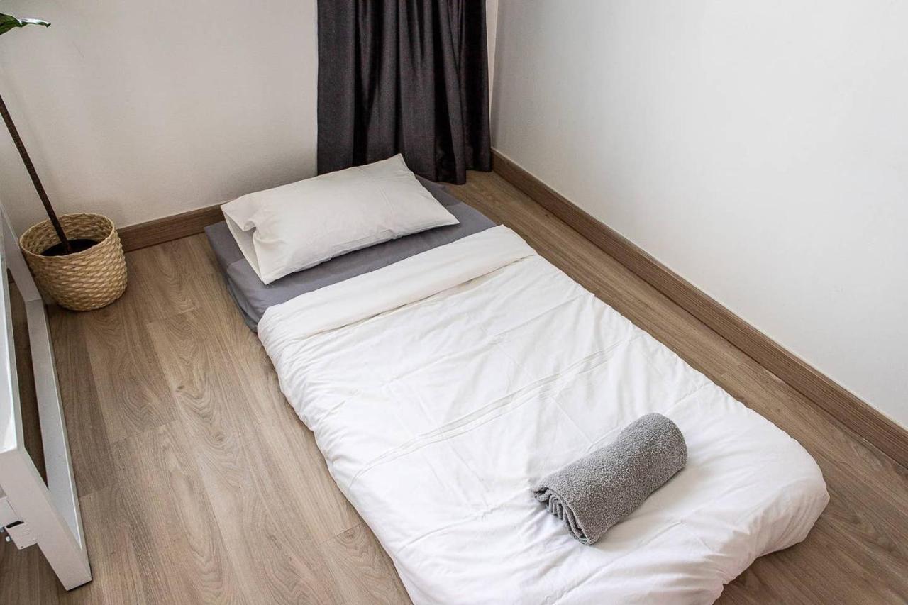 B3 Cosy /5 Guests/ Near Mrt/full Kitchen